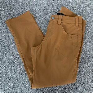 Trueweck Pants Sand 32 Short NWOT Work EDO